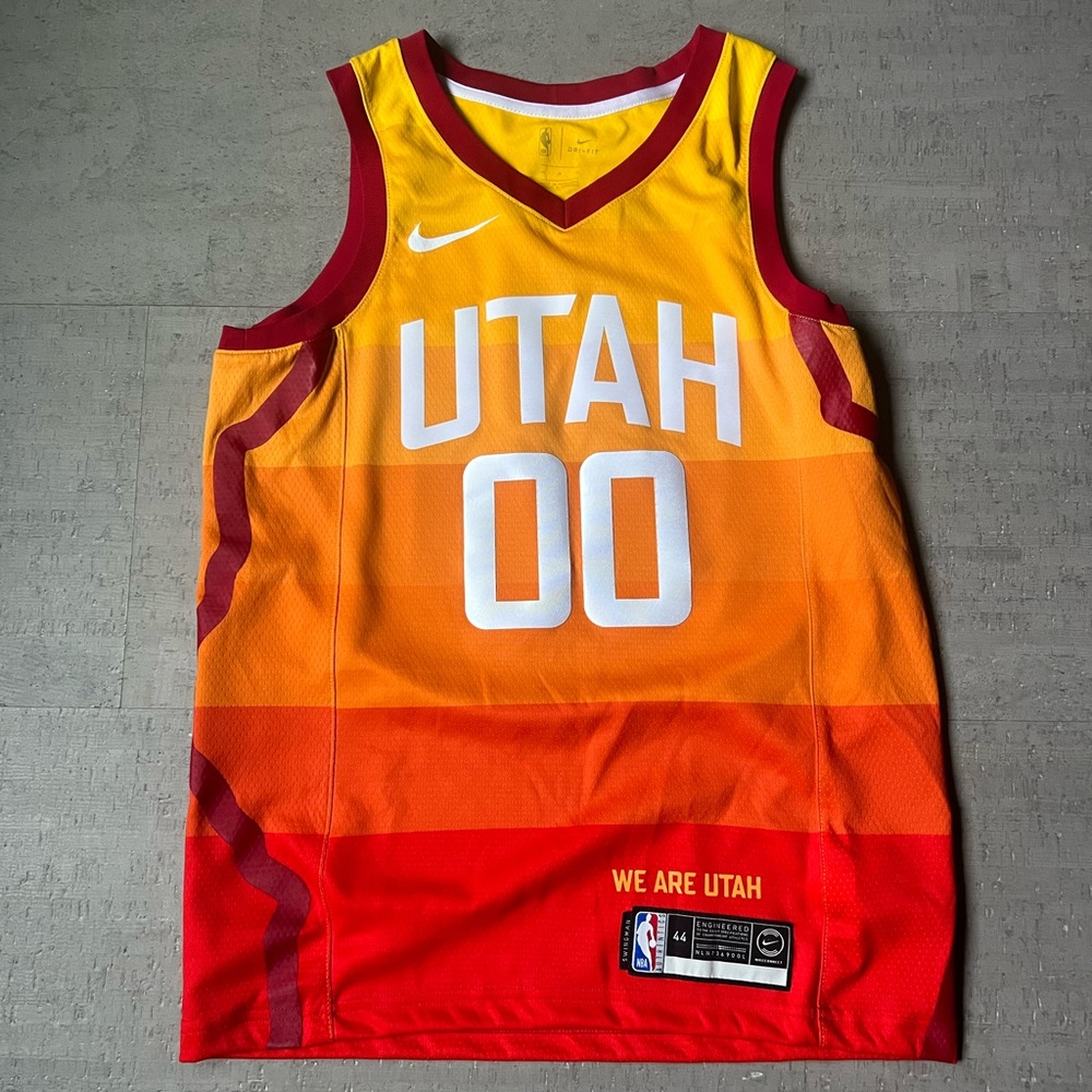 UTAH JAZZ JERSEY Jordan Clarkson basketball